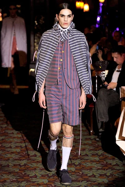 Look 23